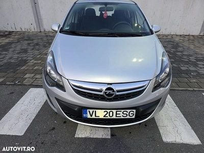 Second-hand Opel Corsa Edition 75 CP (55 kW) 2014 Culoaregri Hatchback