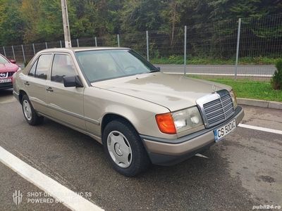 Mercedes E230