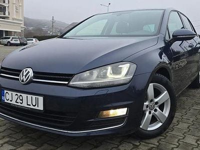 Second-hand VW Golf VII Highline 140 CP (102 kW) 2014 Culoarealbastru Hatchback