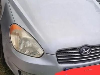 Gri Second-hand 2005 Hyundai Accent Berlinǎ | 1.000 EUR