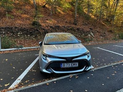 Second-hand Toyota Corolla 180 CP (132 kW) 2023 Argintiu Hatchback