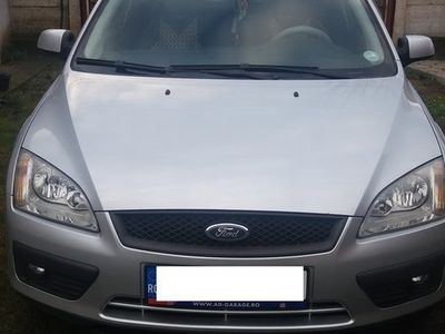 Argintiu Utilizat 2007 Ford Focus Break | 3.500 EUR (Scump)