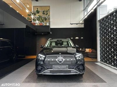Nouă Mercedes GLE400 381 CP (280 kW) 2025 Culoarenegru SUV