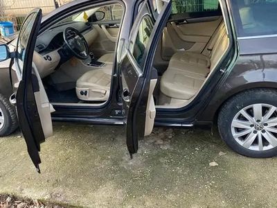 Maro Utilizat 2014 VW Passat Break | 6.900 EUR (Puțin scump)