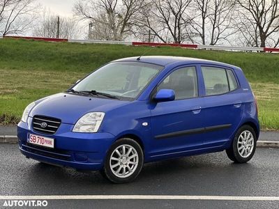 second-hand Kia Picanto 1.1 DSL LX Base