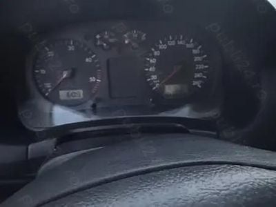 Utilizat 2003 VW Golf IV | 600 EUR (Preț bun)