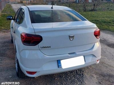Culoarealb Second-hand 2022 Dacia Logan Berlinǎ | 8.800 EUR (Super Preț)