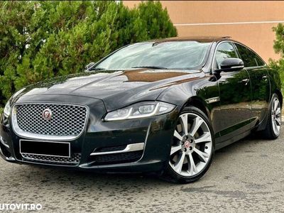 Jaguar XJ