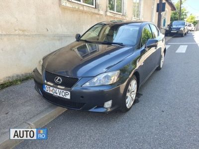 second-hand Lexus IS220 