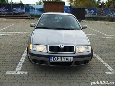 Second-hand Skoda Octavia 111 CP (81 kW) 2008 Bej Berlinǎ