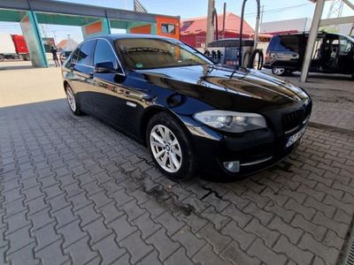 Negru Utilizat 2011 BMW 520 Berlinǎ | 10.000 EUR