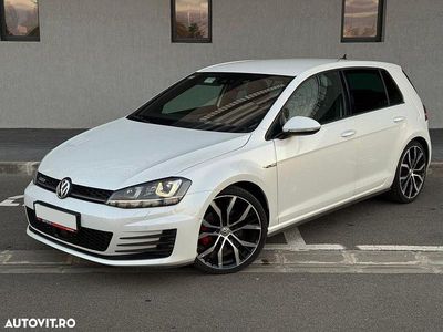 Second-hand VW Golf VII GTD 184 CP (135 kW) 2015 Culoarealb