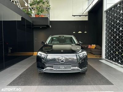 Nouă Mercedes EQA250+ 139 kW (190 CP) 2025 Negru SUV