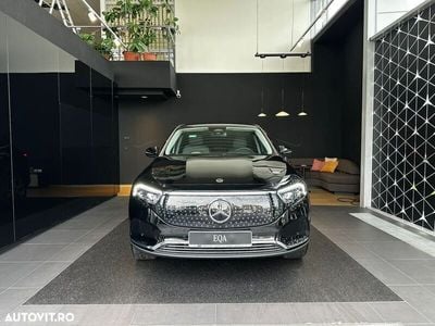 Mercedes EQA250+