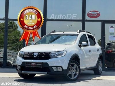 Alb Utilizat 2020 Dacia Sandero Hatchback | 8.990 EUR (Scump)