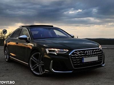 Audi S8