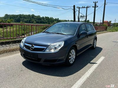 second-hand Opel Signum 1.9CDTI Є4 Clima Jante Recent adus din Germania
