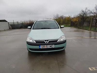 Utilizat 2002 Opel Corsa Hatchback | 799 EUR (Preț bun)