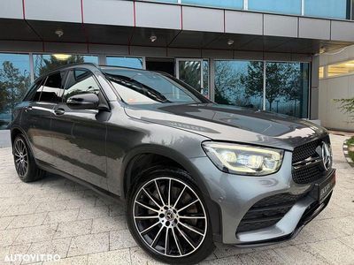 Culoaregri Utilizat 2019 Mercedes GLC300 AMG line SUV | 31.990 EUR (Scump)