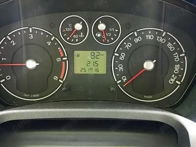 Albastru Utilizat 2006 Ford Fiesta Hatchback | 1.400 EUR (Preț OK)