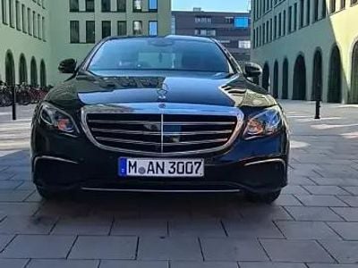 Mercedes E220