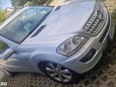 Mercedes ML320