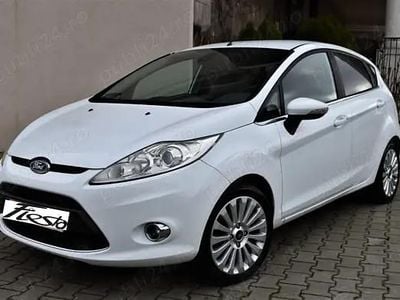Second-hand Ford Fiesta Titanium 82 CP (60 kW) 2011 Hatchback