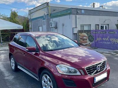 Culoarerosu Utilizat 2011 Volvo XC60 Summum SUV | 8.799 EUR (Preț OK)