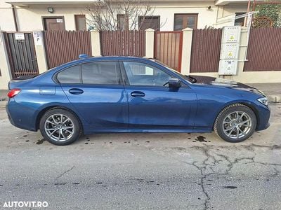 Second-hand BMW 320 184 CP (135 kW) 2020 Culoarealbastru