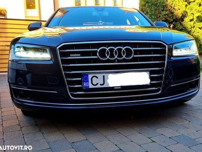 Audi A8L