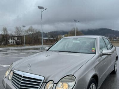 Mercedes E220