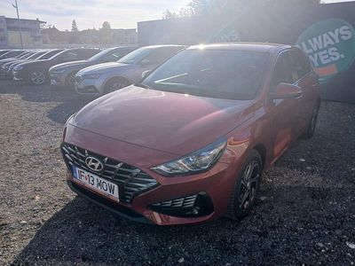 Alb Utilizat 2018 Hyundai i30 Classic Hatchback | 12.800 EUR (Scump)