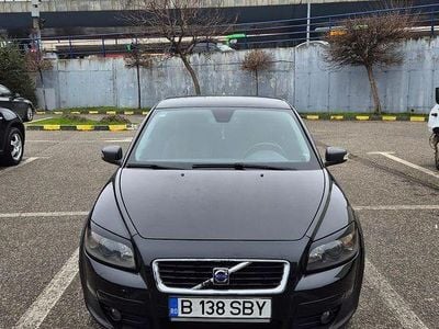 Second-hand Volvo C30 109 CP (80 kW) 2008 Culoarenegru Hatchback