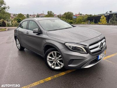 Mercedes GLA220