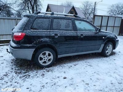 Second-hand Mitsubishi Outlander Invite 136 CP (100 kW) 2008 Culoarenegru SUV