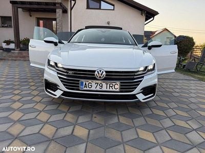 Second-hand VW Arteon R-line 190 CP (139 kW) 2018 Culoarealb Berlinǎ