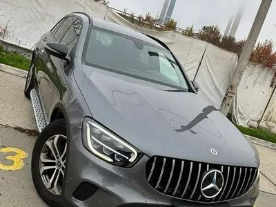 Mercedes GLC220