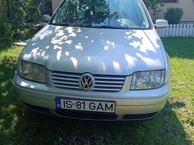 second-hand VW Bora 1.6 16v Benzina