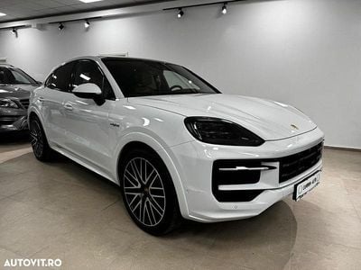Culoarealb Utilizat 2025 Porsche Cayenne Coupe Black Edition Coupe | 132.999 EUR