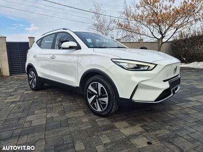 Second-hand MG ZS Comfort 130 kW (177 CP) 2022 Culoarealb SUV