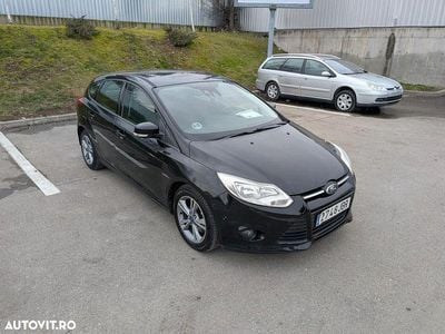 Second-hand Ford Focus Titanium 105 CP (77 kW) 2015 Culoarenegru