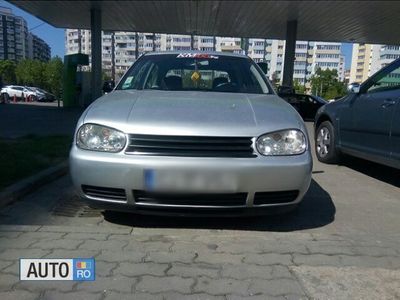 Second-hand VW Golf IV 75 CP (55 kW) 2002 Gri Hatchback