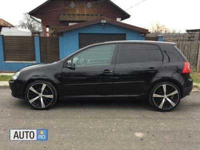 Negru Utilizat 2005 VW Golf IV Sportline Hatchback | 4.600 EUR