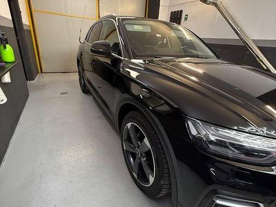 Second-hand Audi Q5 Premium 163 CP (119 kW) 2021 Culoarenegru SUV