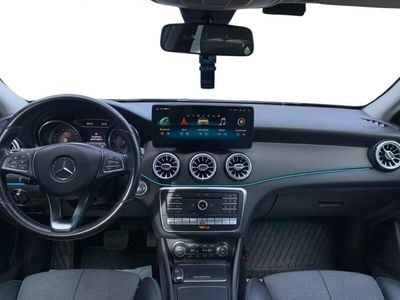 Mercedes GLA200