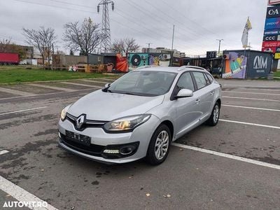 Culoareargint Second-hand 2014 Renault Mégane GrandTour Dynamique Break | 3.750 EUR (Super Preț)