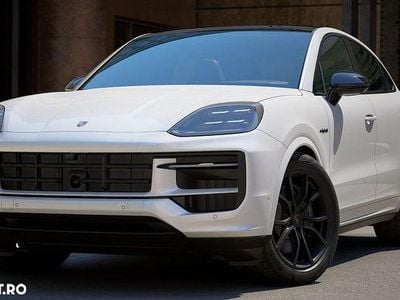 Second-hand Porsche Cayenne Black Edition 470 CP (345 kW) 2025 Culoarealb SUV