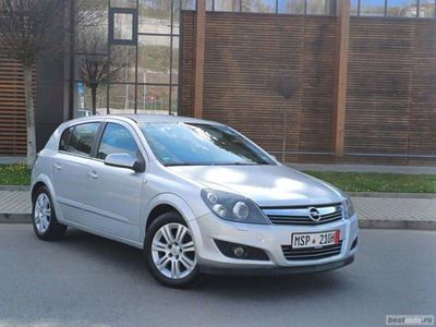 second-hand Opel Astra Model Cosmo