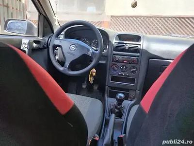 Second-hand Opel Astra 106 CP (77 kW) 2007 Hatchback