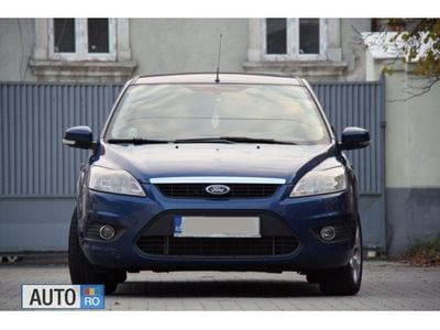 Second-hand Ford Focus 101 CP (74 kW) 2008 Albastru marin Hatchback